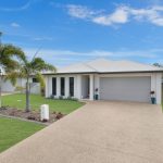 6 Black Apple Avenue, MOUNT LOW, QLD 4818